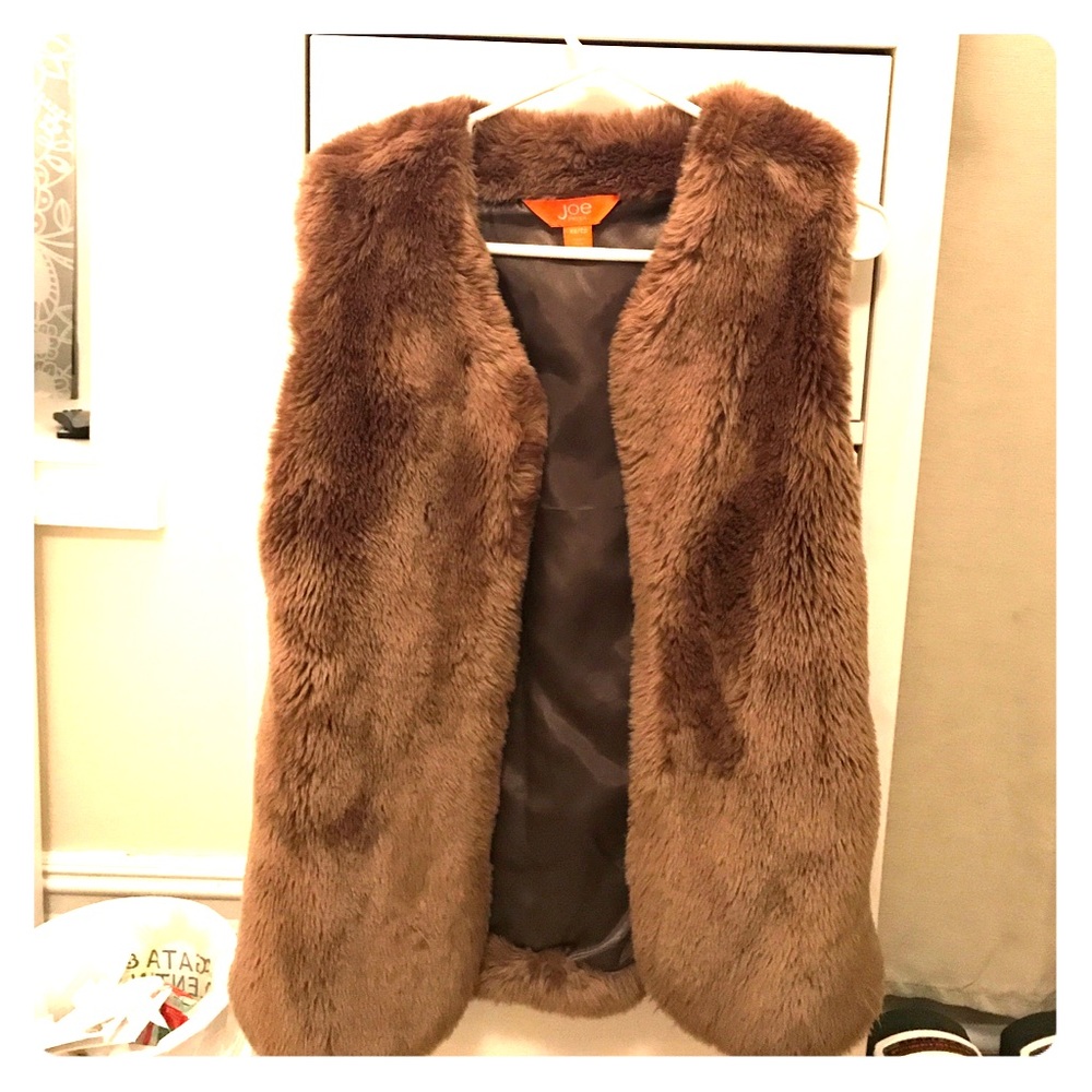 Joe fresh faux fur vest